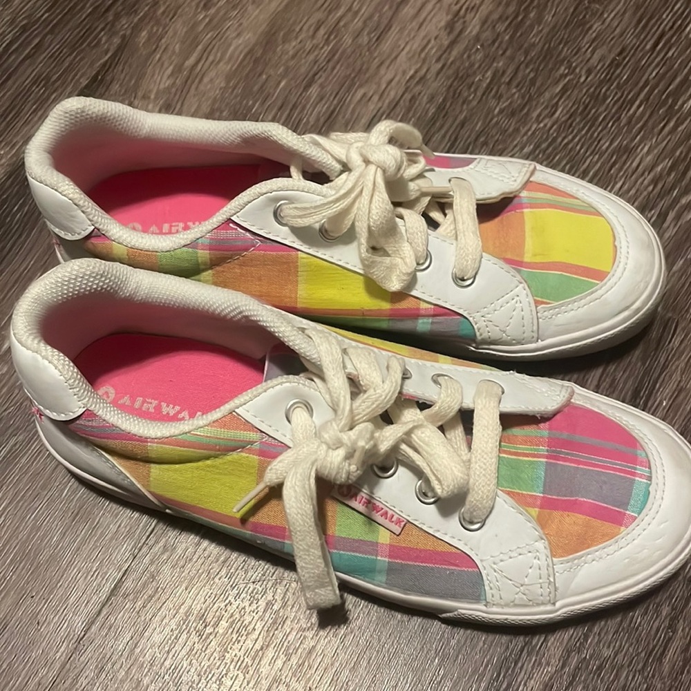 Airwalk plaid tennis shoes, size 7.5
